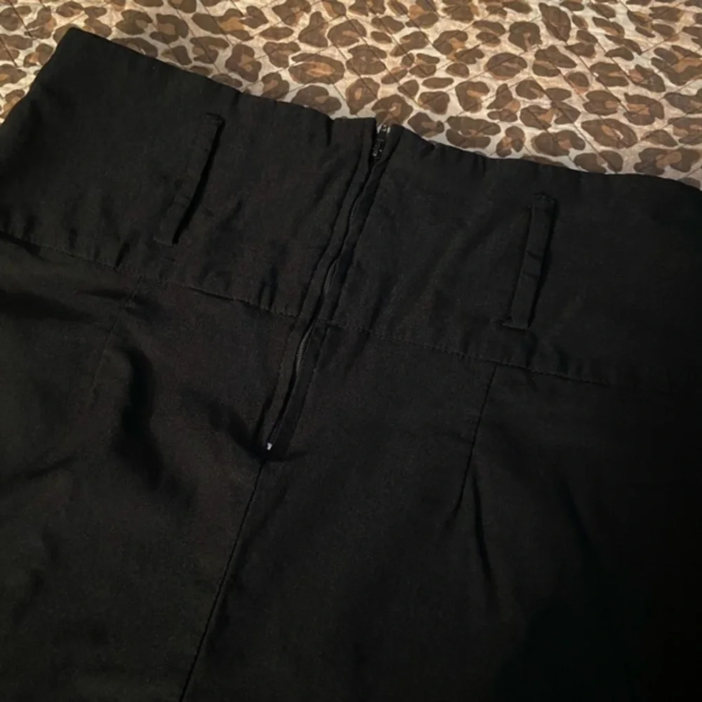 Great Black Stretch Skirt Zipper Back